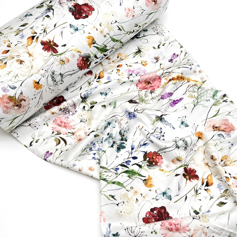 Мерсеризованный люкс сатин. Цветы и бабочки на белом. TRS-0040